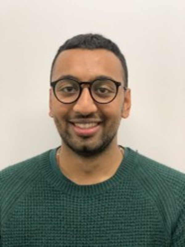  Ghanshyam Hirani